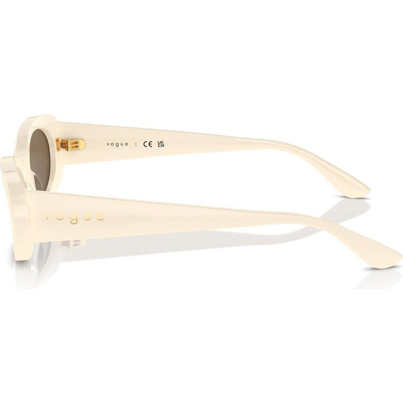 VO5582S, Full Ivory/Dark Brown Lenses