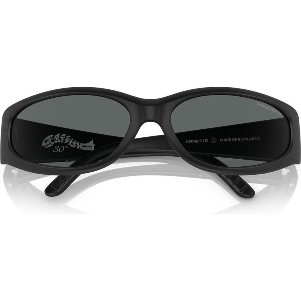 Catfish AN4302, Matte Black/Dark Grey Polarised Lenses 62 Eye Size
