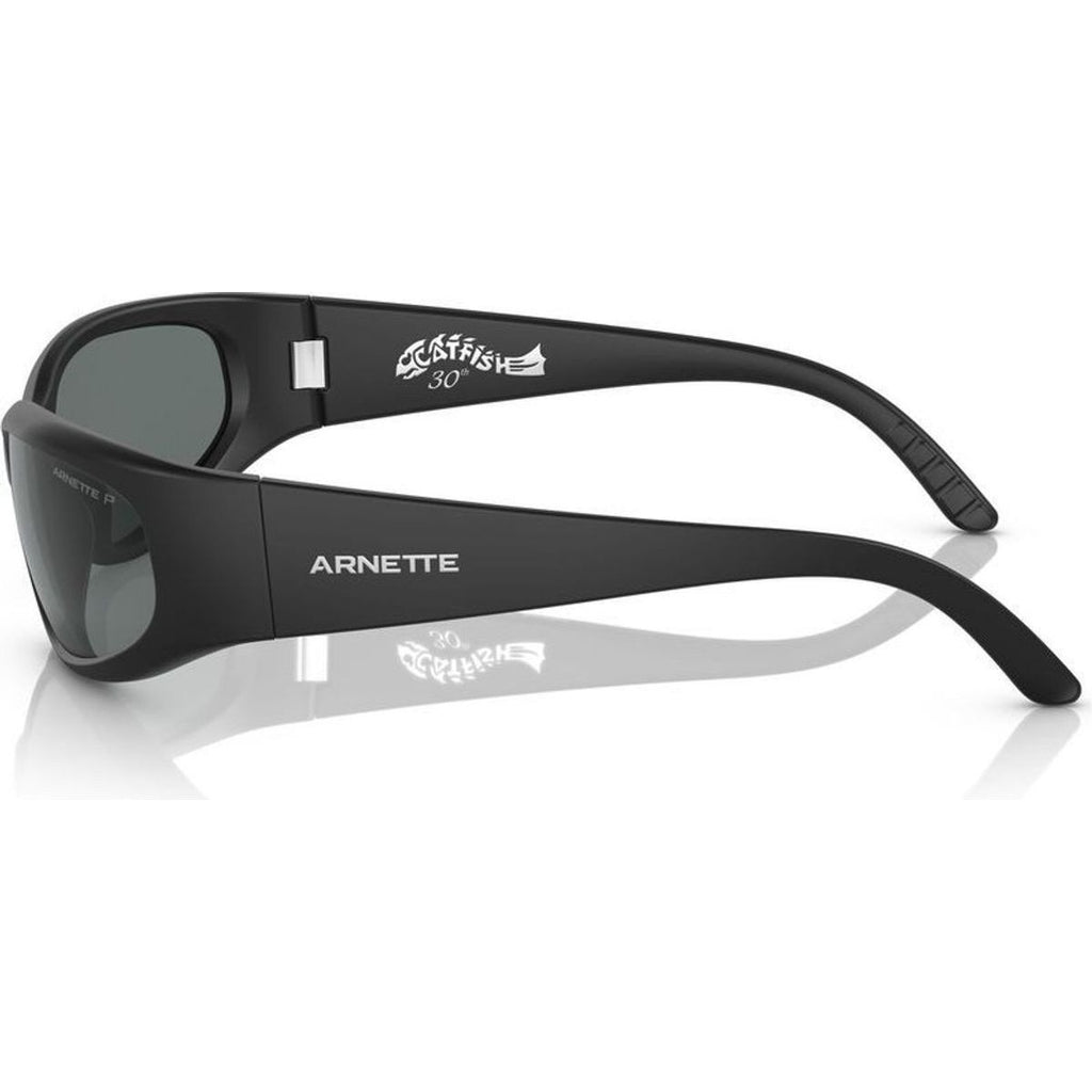 Catfish AN4302, Matte Black/Dark Grey Polarised Lenses 62 Eye Size