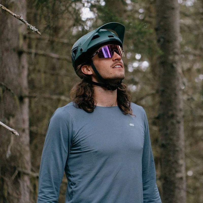 C-Icarus, Matte Titanium/Volt Ultraviolet Lenses