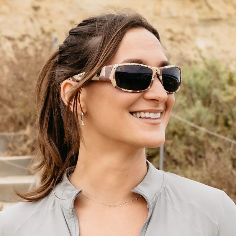 Blenders Lakeview Desert Camo Smoke Polarised Lifestyle