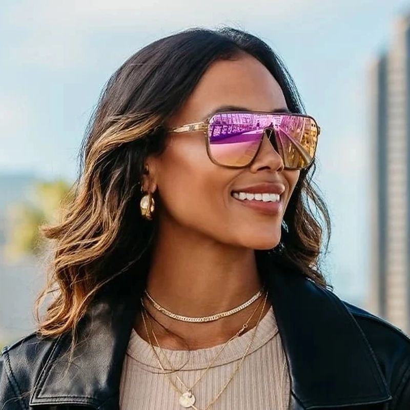 Blenders Meister x2 Mojave Love Lavender Mirror Polarised Lifestyle