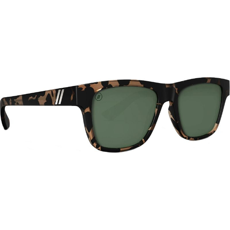 Blenders Tate Matte Tort G15 Polarised Angle