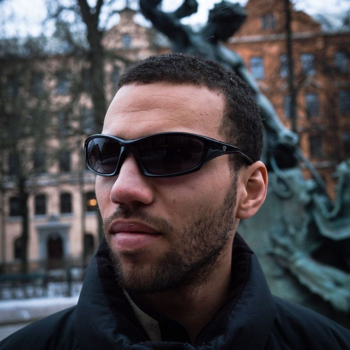 Kotti, Black/Black Gradient Lenses