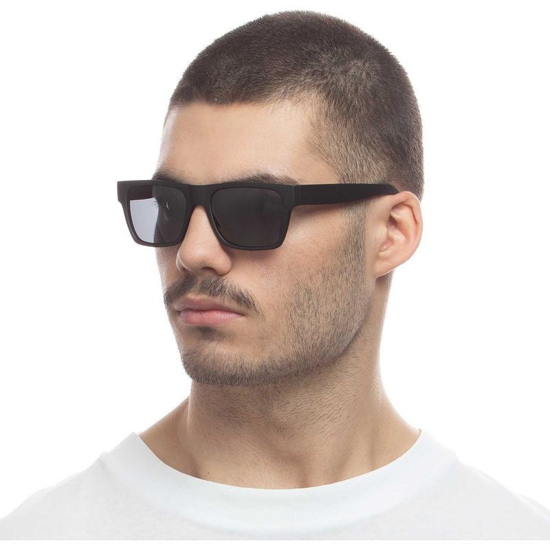 Burrundie, Matte Black/Smoke Polarised Lenses