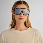 Outfield Shield, Black and Red/Silver Mirror Polarised Lenses