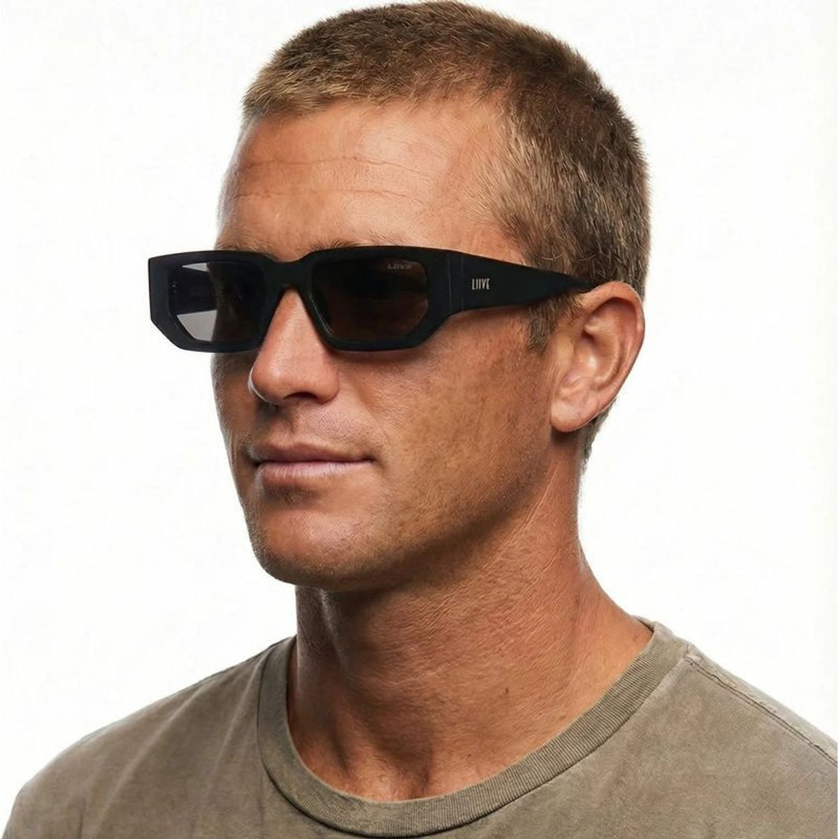 Innocent, Matte Black/Smoke Polarised Lenses