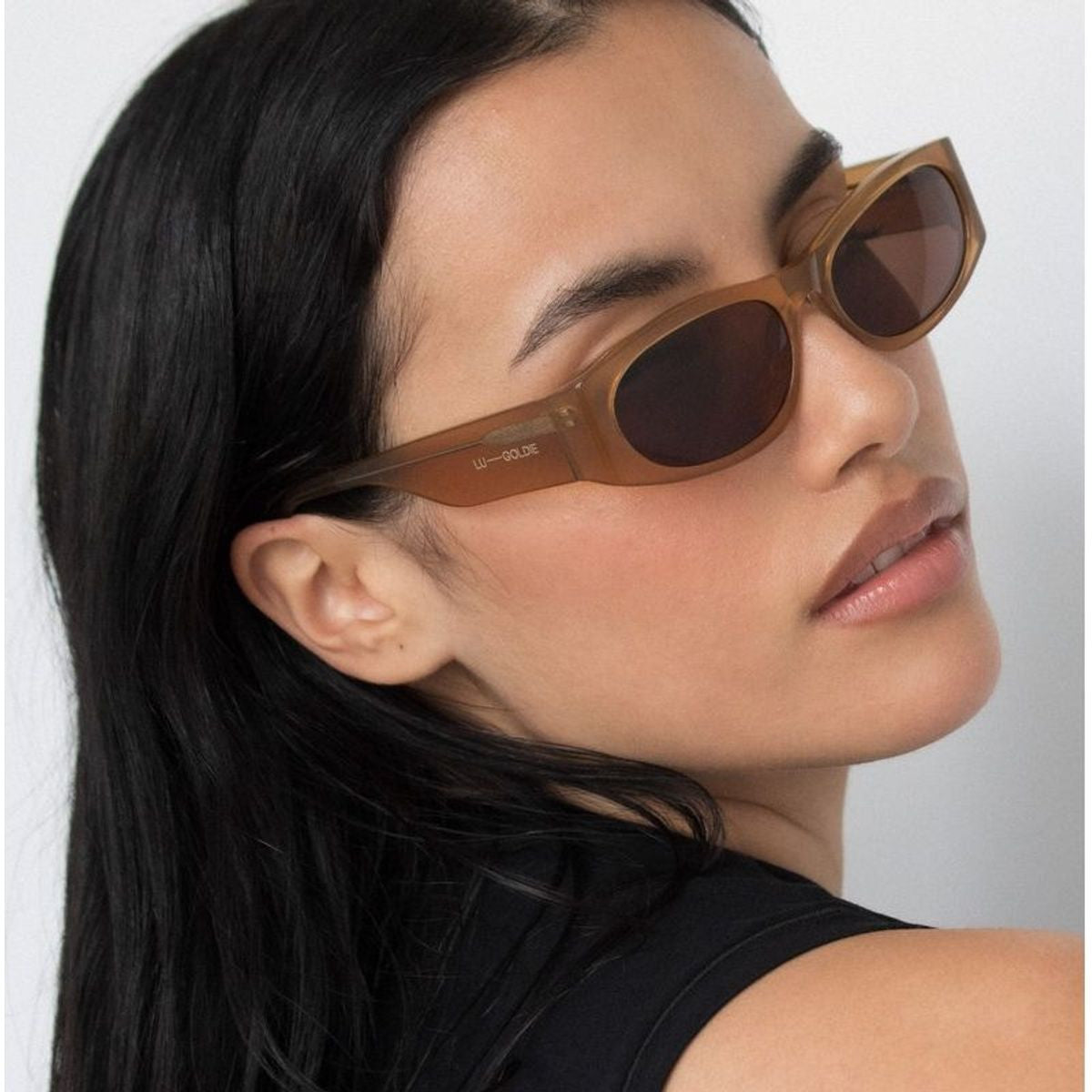 Romy, Cola/Brown Lenses