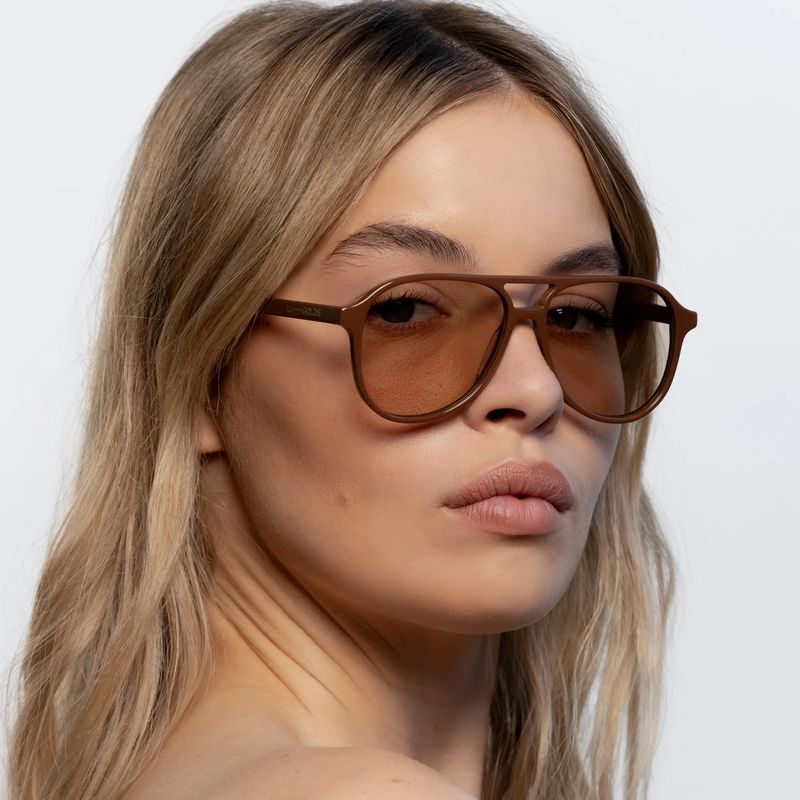 Lu Goldie Scout Cinnamon Tan Lifestyle2