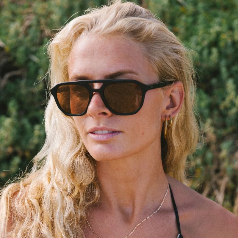 OTIS Desert Raven Eco Black Brown Polarised Lifestyle