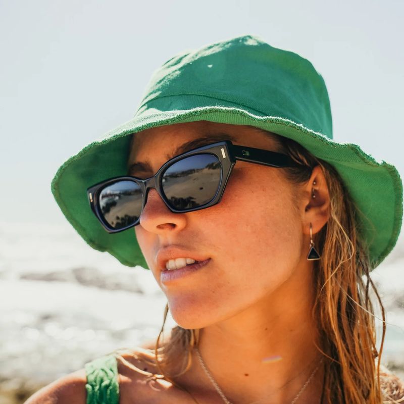 OTIS Selena Eco Black L.I.T Grey Polarised Lifestyle