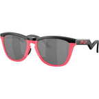 Frogskins Hybrid, Matte Black and Neon Pink/Prizm Black Lenses