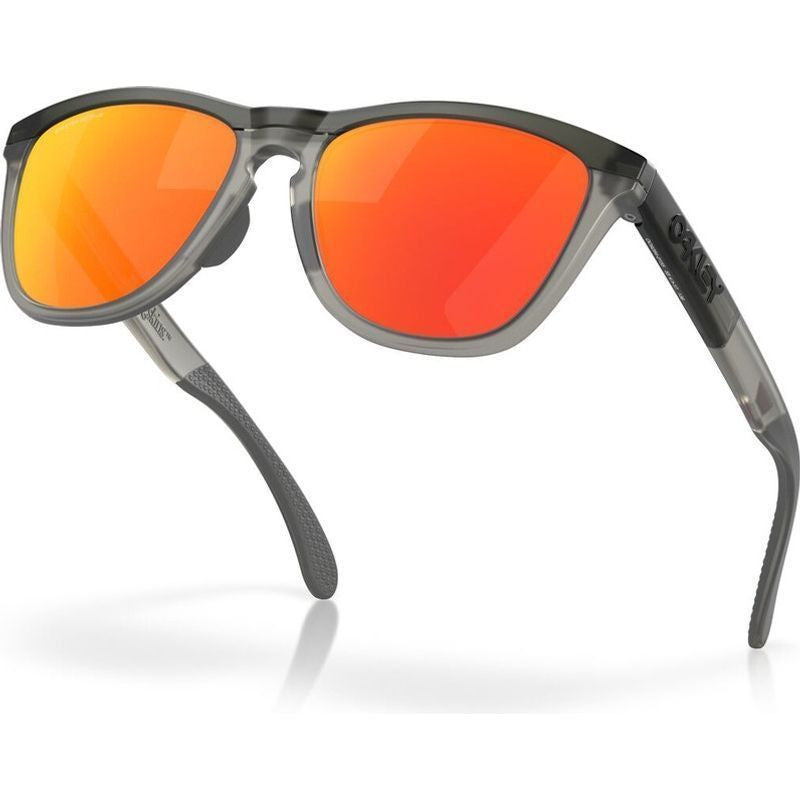 Frogskins Range, Matte Grey Smoke and Grey Ink/Prizm Ruby Lenses
