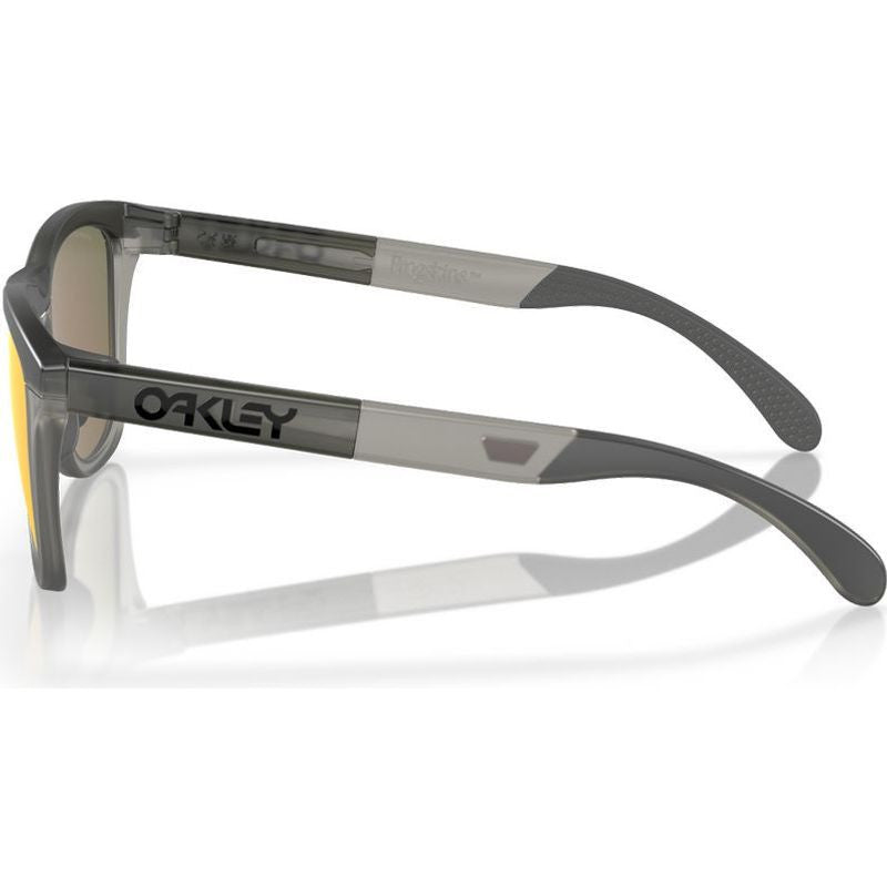 Frogskins Range, Matte Grey Smoke and Grey Ink/Prizm Ruby Lenses