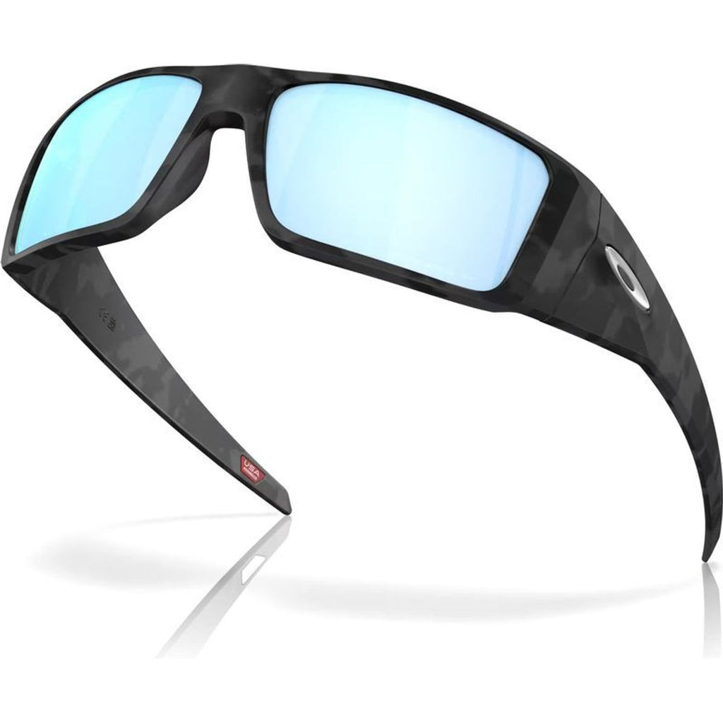 Heliostat, Matte Black Camo/Prizm Deep Water Polarised Lenses