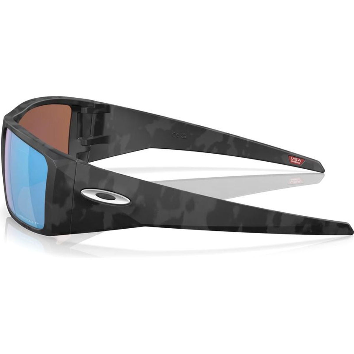 Heliostat, Matte Black Camo/Prizm Deep Water Polarised Lenses