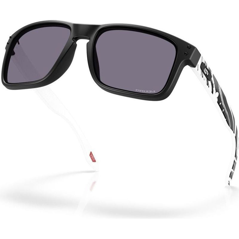 Holbrook, Matte Black and Duality Swirl/Prizm Grey Lenses