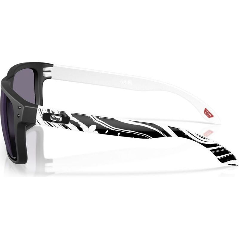 Holbrook, Matte Black and Duality Swirl/Prizm Grey Lenses