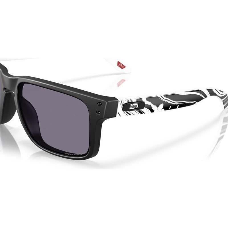 Holbrook, Matte Black and Duality Swirl/Prizm Grey Lenses