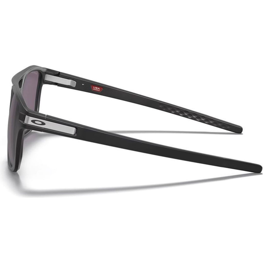 Latch Beta, Matte Black/Prizm Grey Lenses