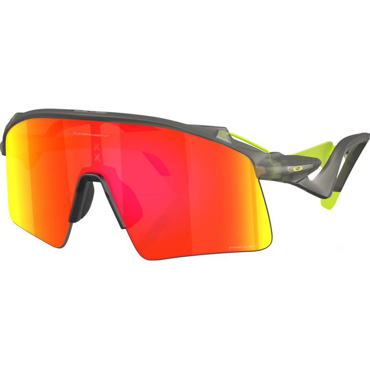 Stunt Wing, Matte Grey Smoke/Prizm Ruby Lenses