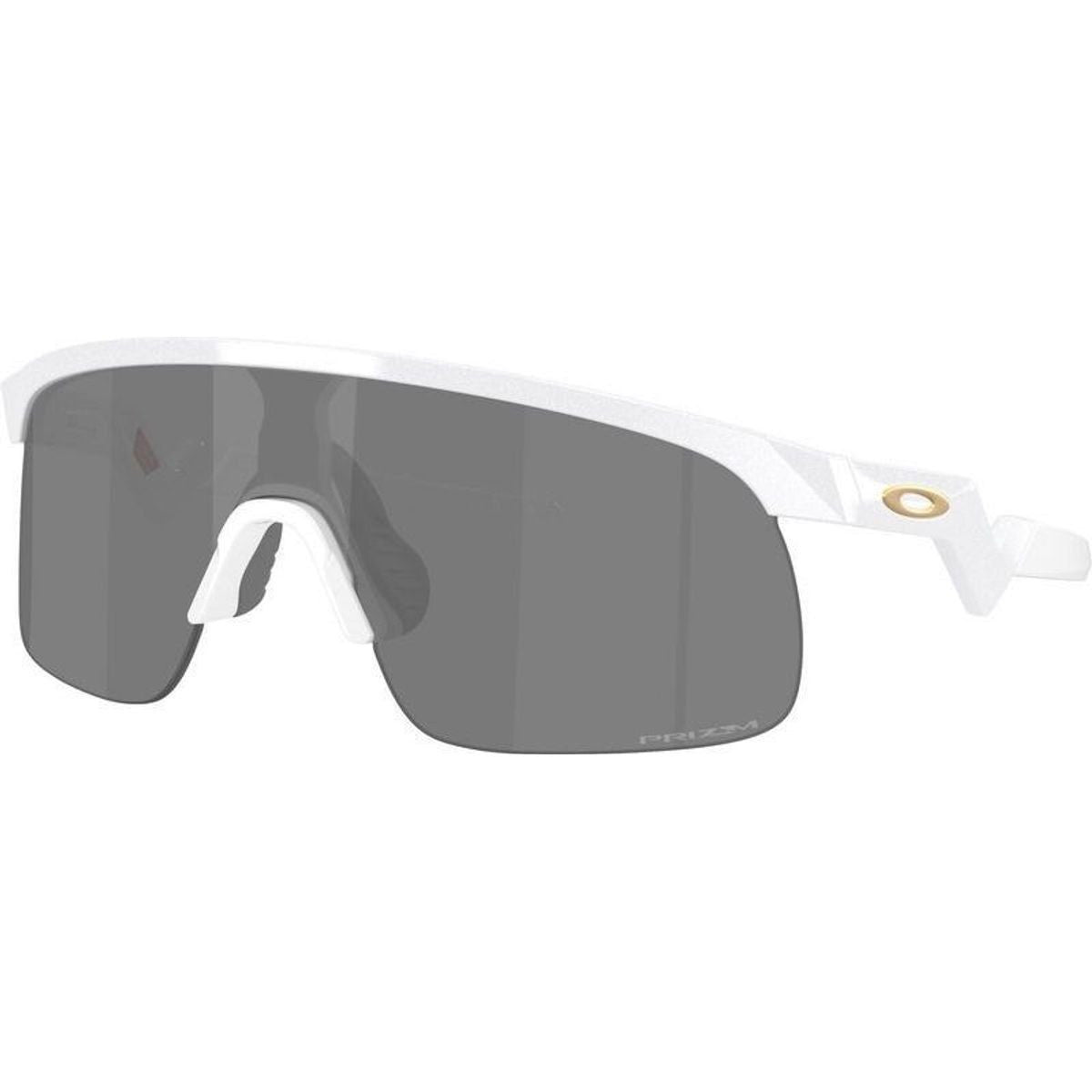 Resistor, Pearl White/Prizm Black Lenses