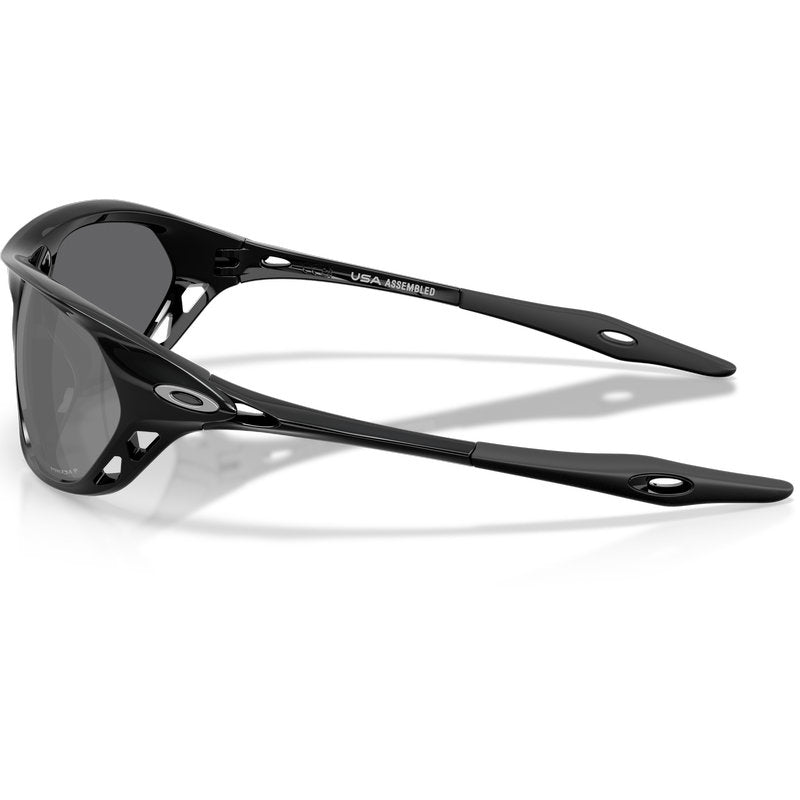 Oakley Cage Jacket Polished Black Prizm Black Polarised Side