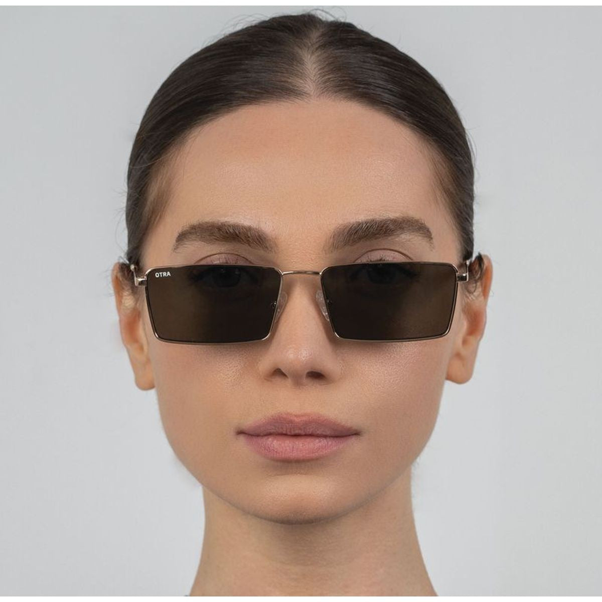 Margo, Gold/Green Lenses