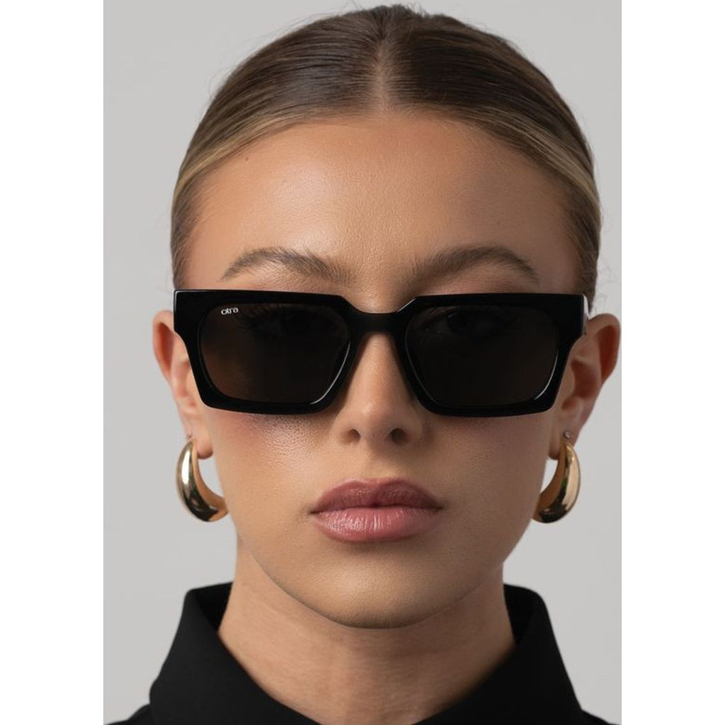 Roco, Black/Green Lenses