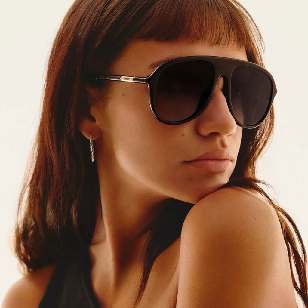 Chart Topper, Black/Smoke Taupe Gradient Lenses