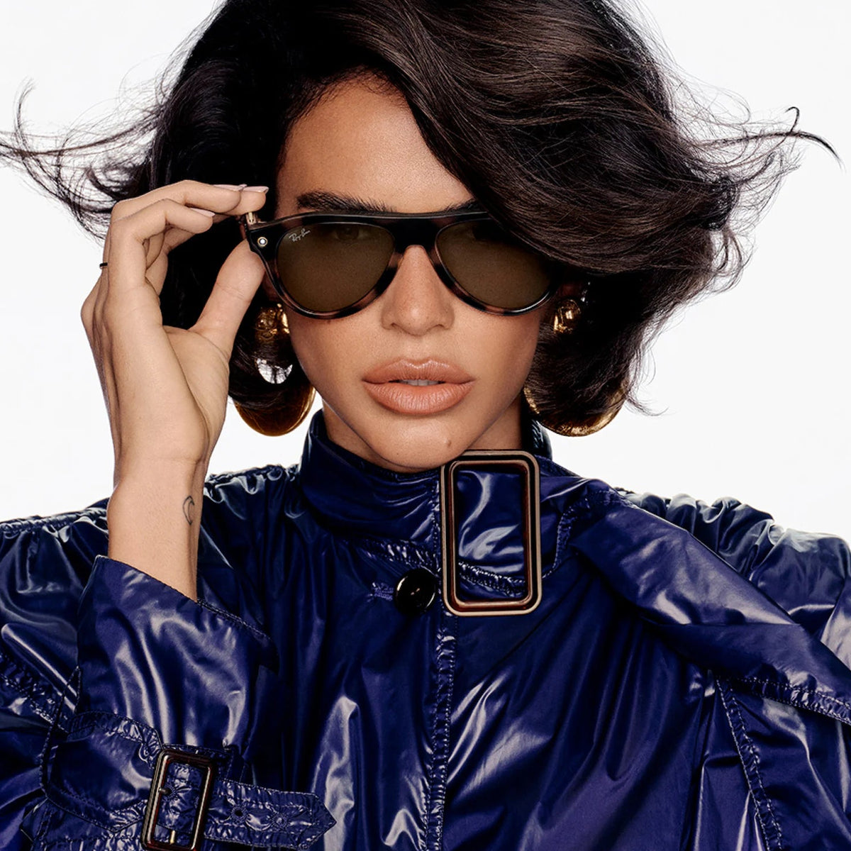 Bruna Marquezine wears Ray-ban Meta Gen 3
