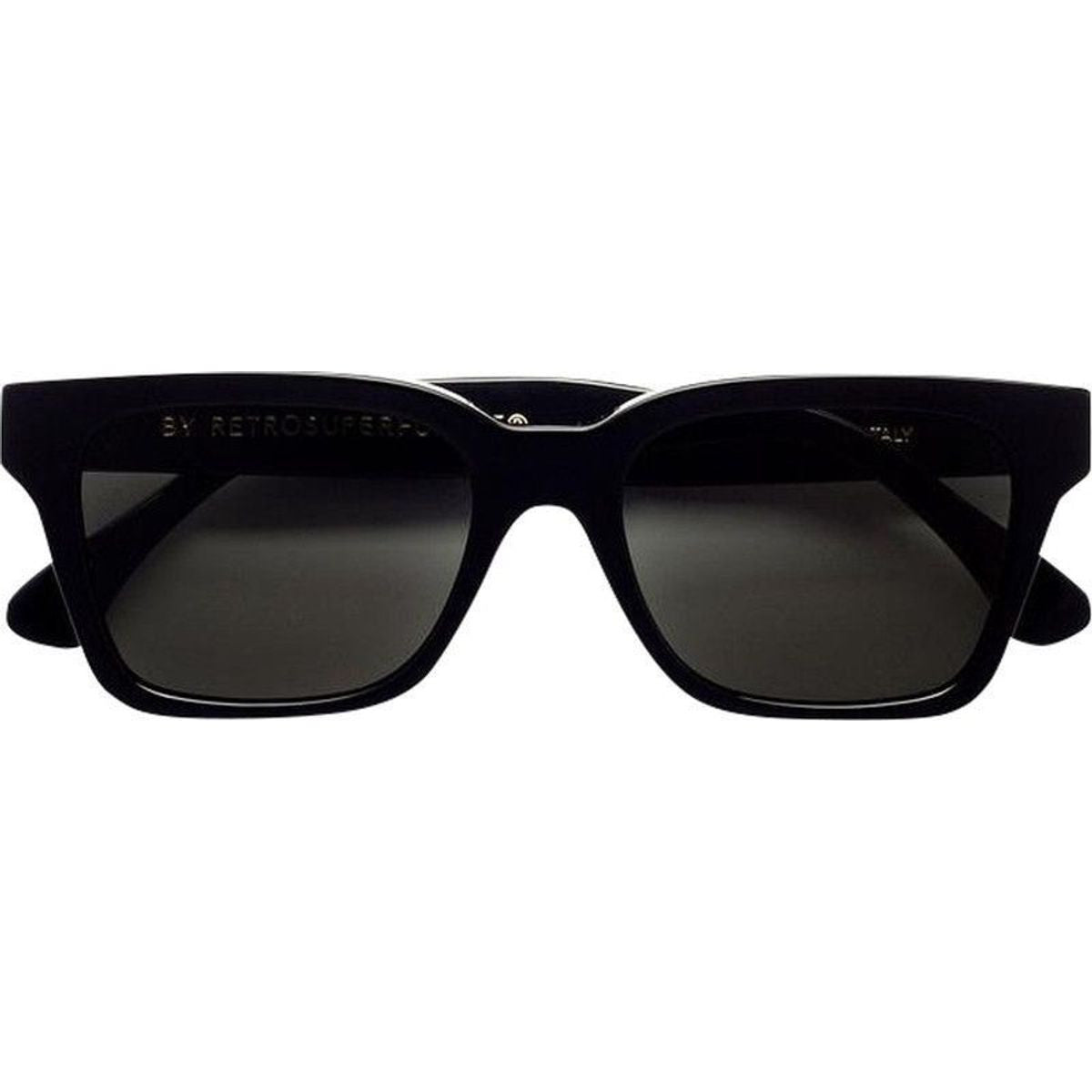 America, Black/Dark Grey Lenses