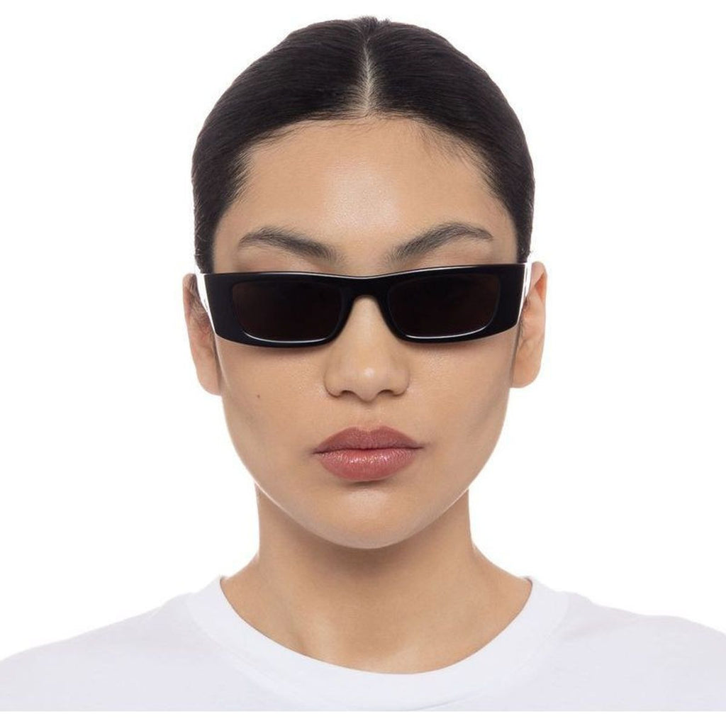 SL 553, Black/Black Lenses