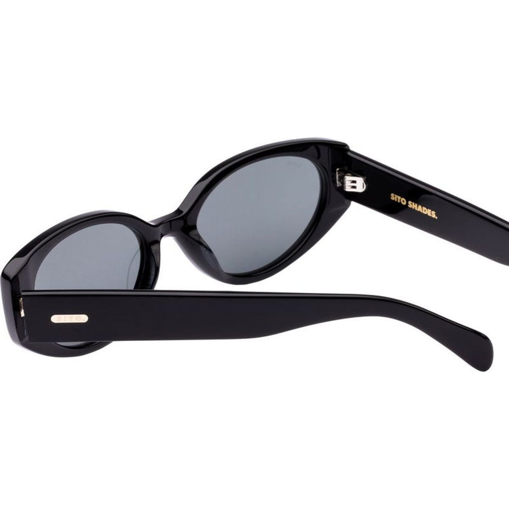 Aura, Black/Iron Grey Polarised Lenses