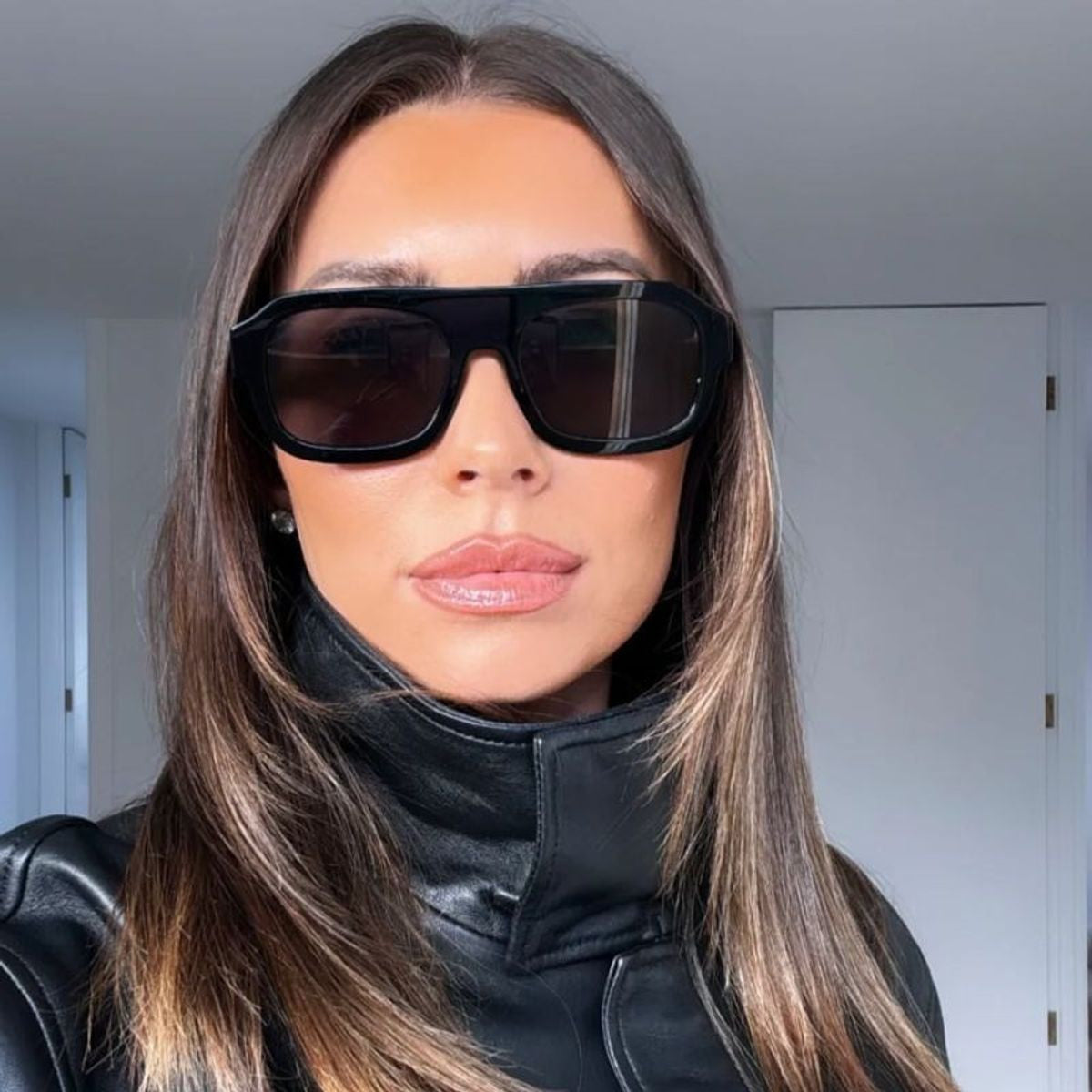 Shade 004, Black/Grey Lenses
