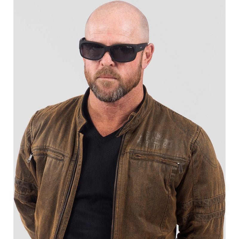 P108, Matte Black/Smoke Polarised Lenses