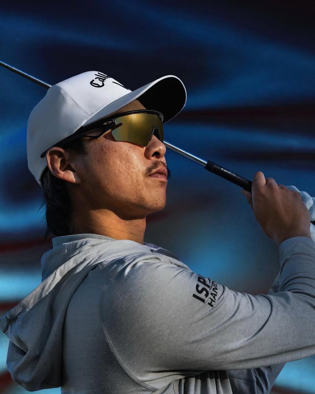 Golfer in Oakley Sunglasses